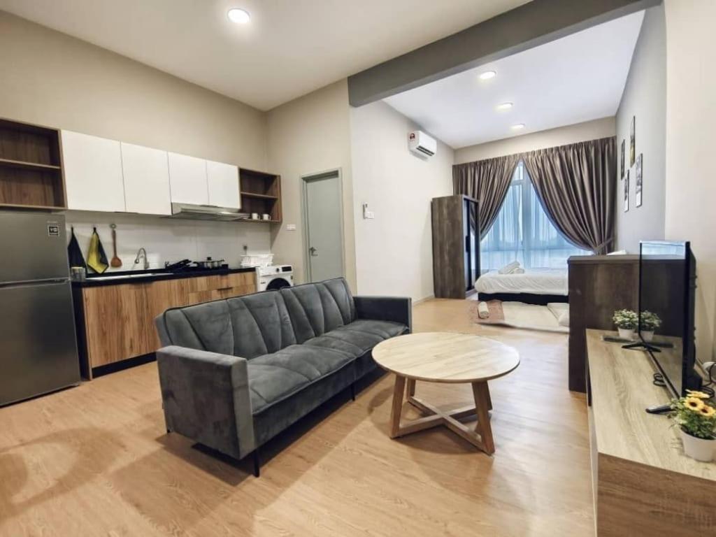 Valley Suites By Wyatthomes Kuantan Esterno foto