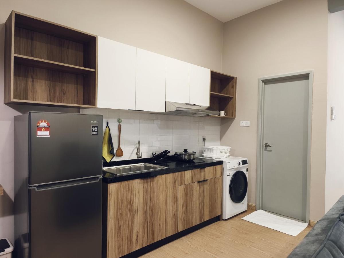 Valley Suites By Wyatthomes Kuantan Esterno foto